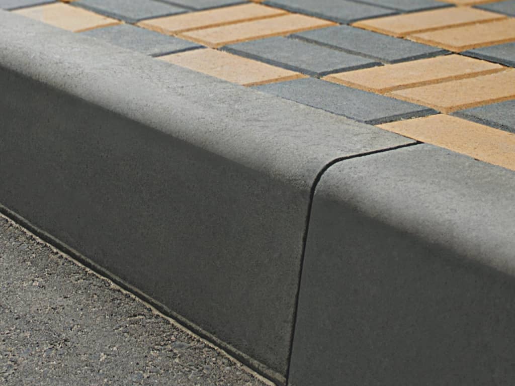 Продажа дорожного бордюра в Кузнечном